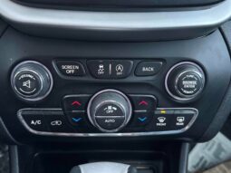 
										2015 Jeep Cherokee Trailhawk full									