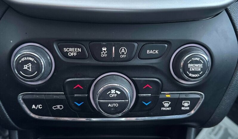 
								2015 Jeep Cherokee Trailhawk full									