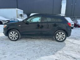 
										2015 Mitsubishi RVR GT full									