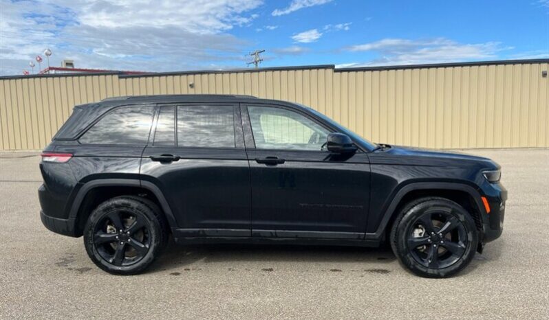 
								2024 Jeep Grand Cherokee Limited Black Pack full									