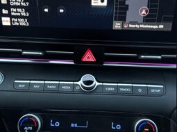 
										2024 Hyundai ELANTRA Preferred Tech full									