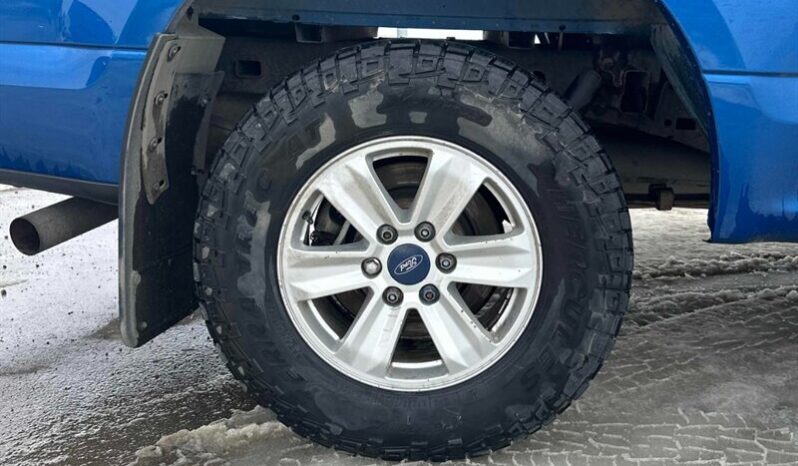 
								2017 Ford F-150 XLT full									