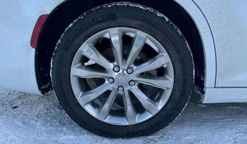 
								2021 Chrysler 300 Series S full									