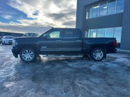 
										2017 Chevrolet Silverado 1500 High Country full									