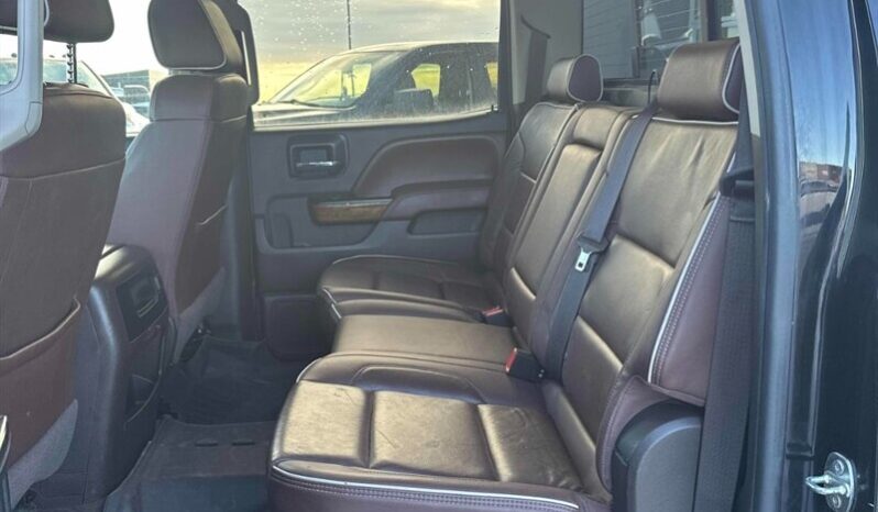 
								2017 Chevrolet Silverado 1500 High Country full									