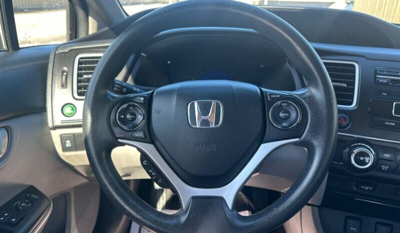 
								2015 Honda Civic LX full									