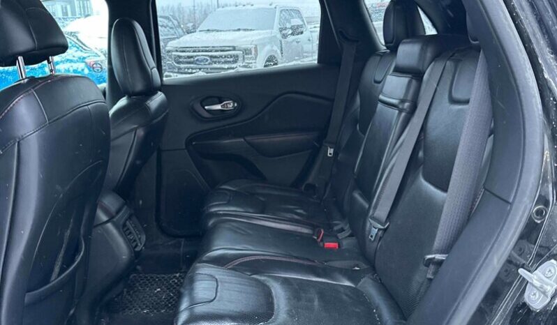 
								2015 Jeep Cherokee Trailhawk full									