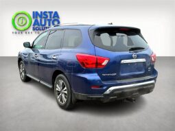 
										2017 Nissan Pathfinder SV full									