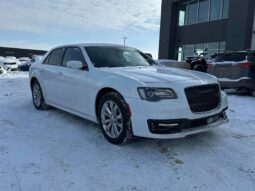 
										2021 Chrysler 300 Series S full									