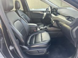 
										2025 Ford Escape Platinum Moonroof full									