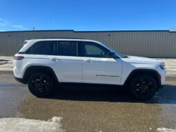 
										2024 Jeep Grand Cherokee Limited full									
