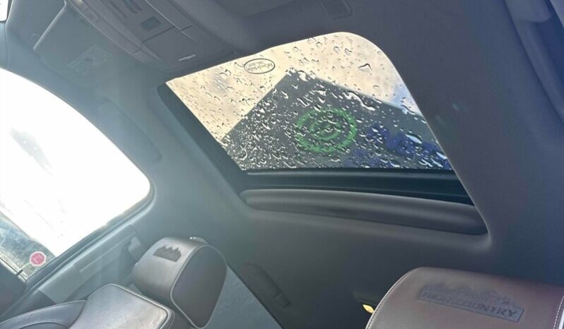 
								2017 Chevrolet Silverado 1500 High Country full									