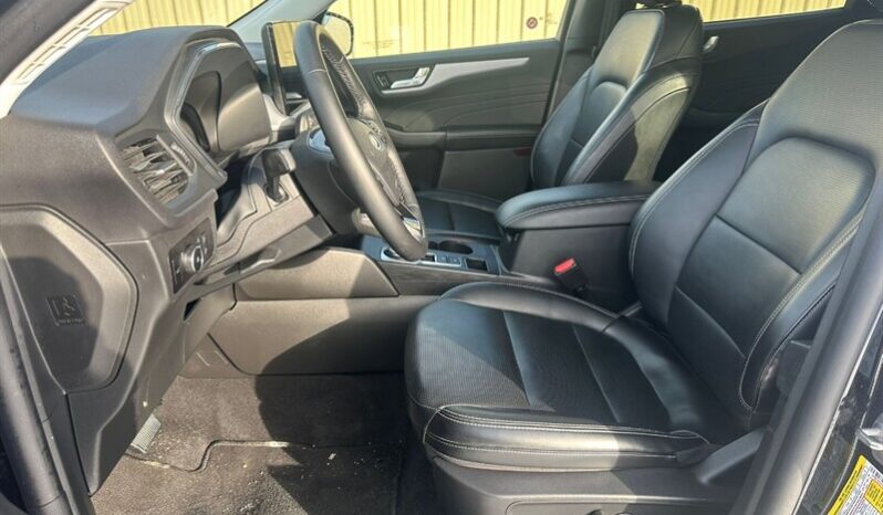 
								2025 Ford Escape Platinum Moonroof full									